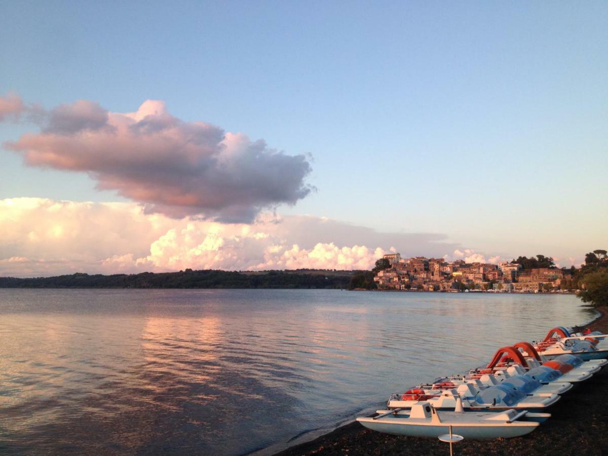 Al Vicolo Dei Pescatori Bed and Breakfast Anguillara Sabazia Buitenkant foto