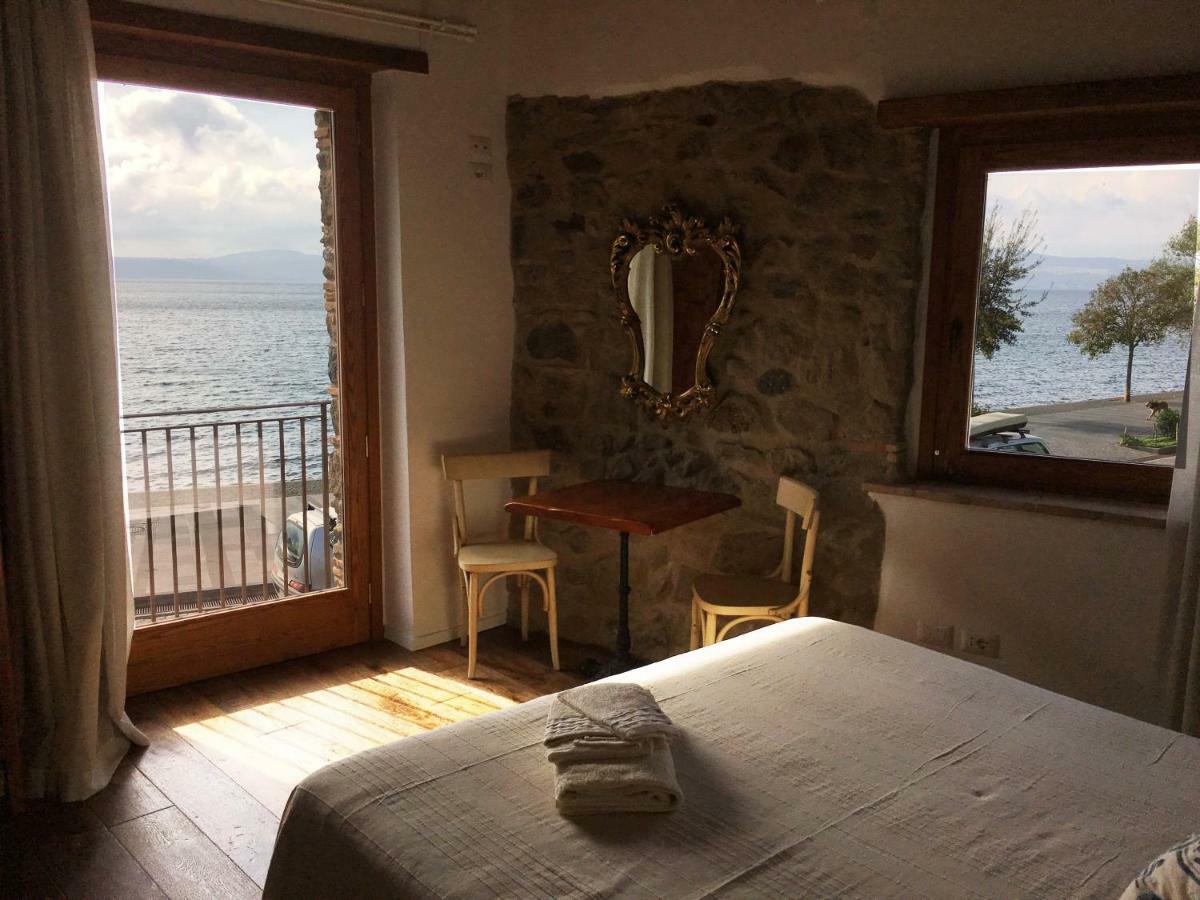 Al Vicolo Dei Pescatori Bed and Breakfast Anguillara Sabazia Buitenkant foto